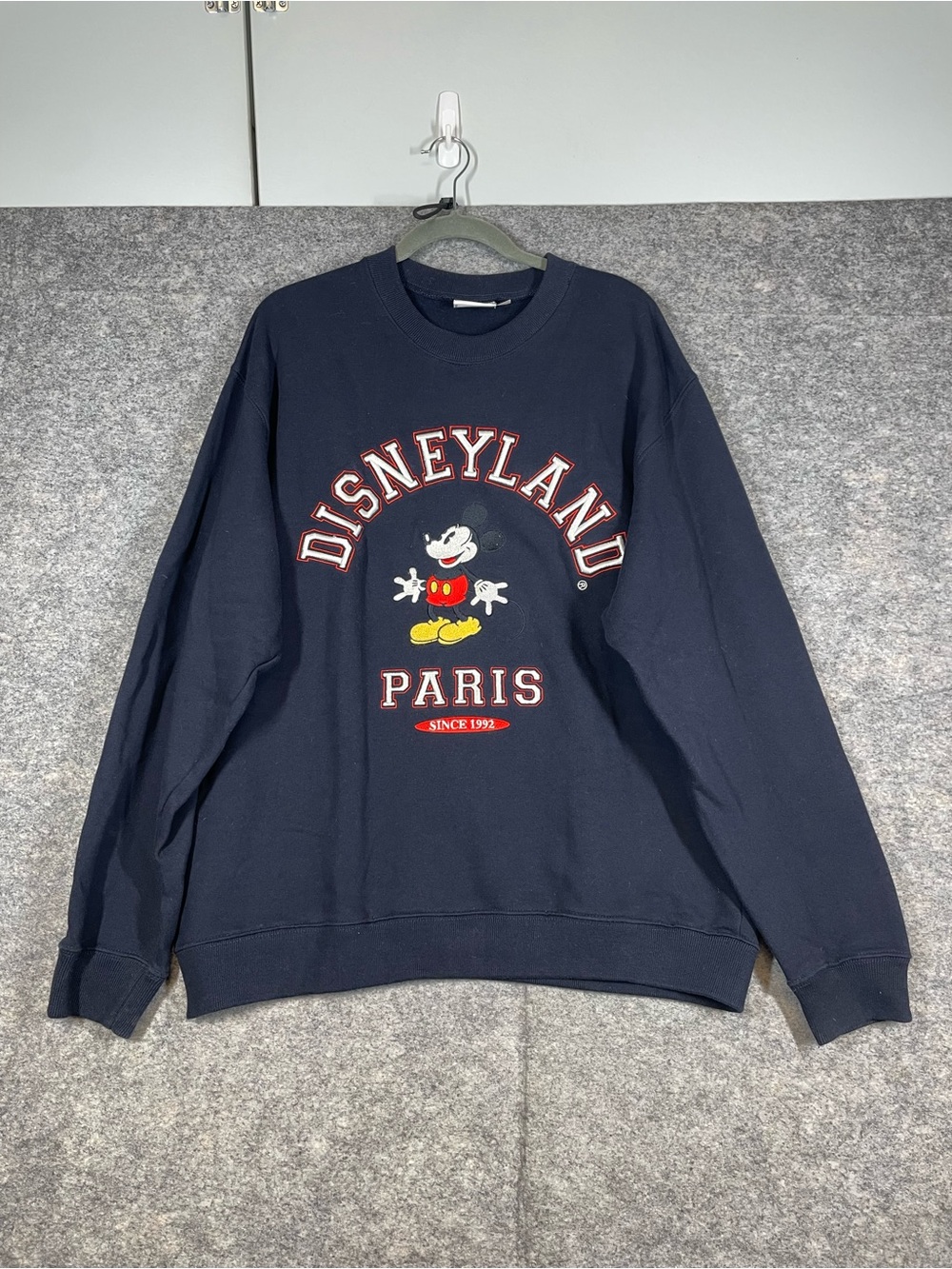 Disneyland Paris Mickey Mouse Navy Sweatshirt Large Varsity Graphic Disney Parks